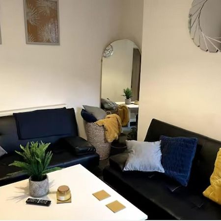 Whole House - Fast Wifi & Free Parking - Contractor Friendly By Irwell Stays Manchester Exterior foto